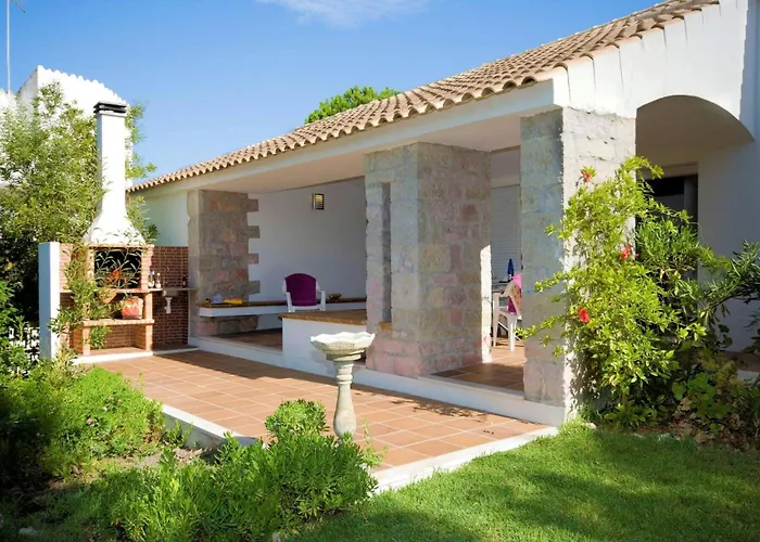 Elo By * Αλμπουφέιρα