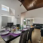 Villa Elo By *